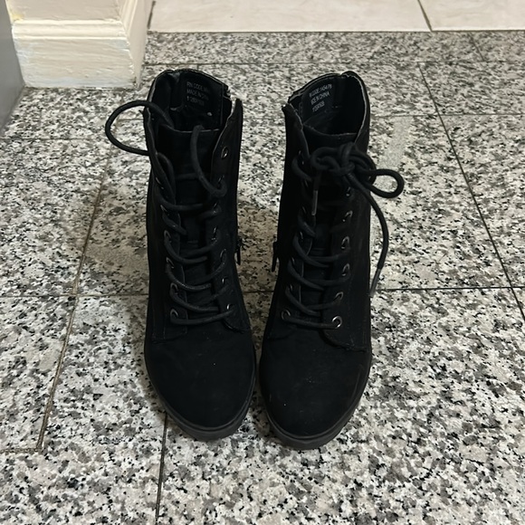 ‼️Boot Heels‼️ - Picture 2 of 5